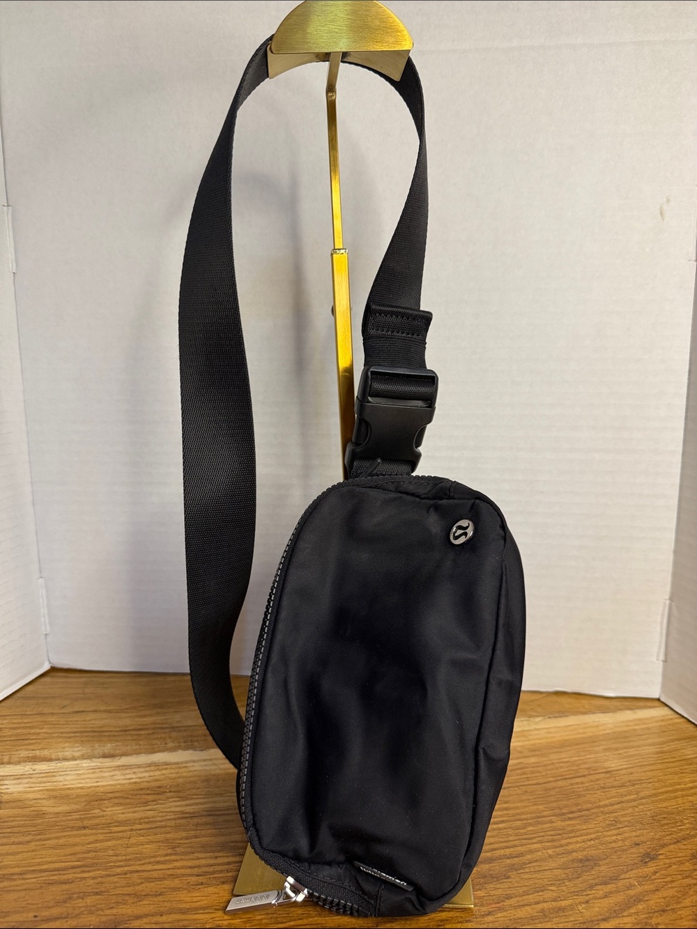 Lululemon Everywhere Belt Bag 1L Black Nylon Crossbody Fanny Pack EUC